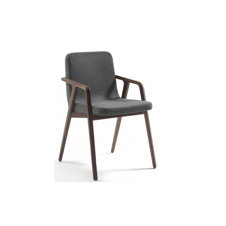 Tamarinde Dining Chair With Wheels By Leolux Modern Dining Chairs