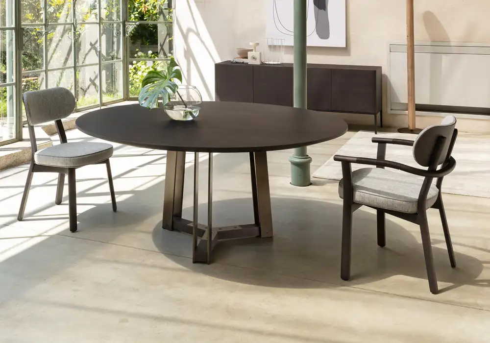 Shibumi Dining TableBy Porada
