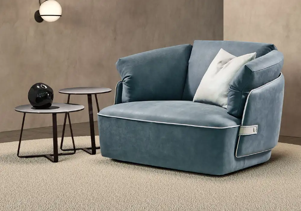 Veronica Swivelling Armchair