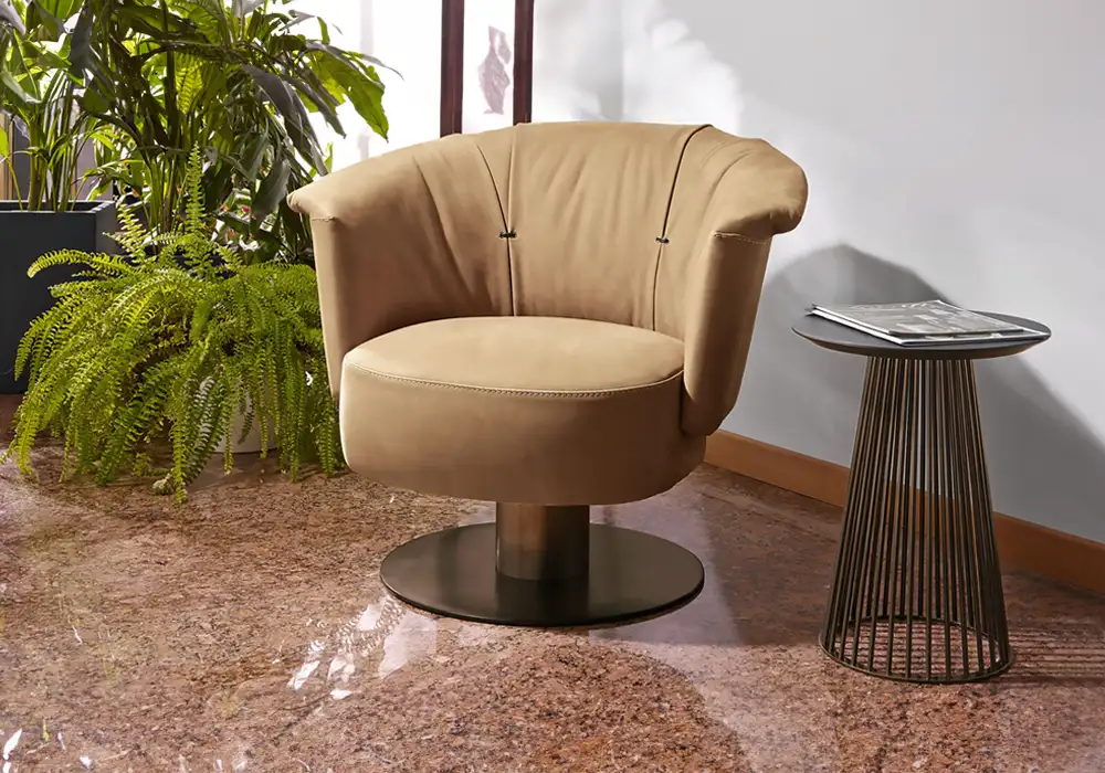 Luna Armchair