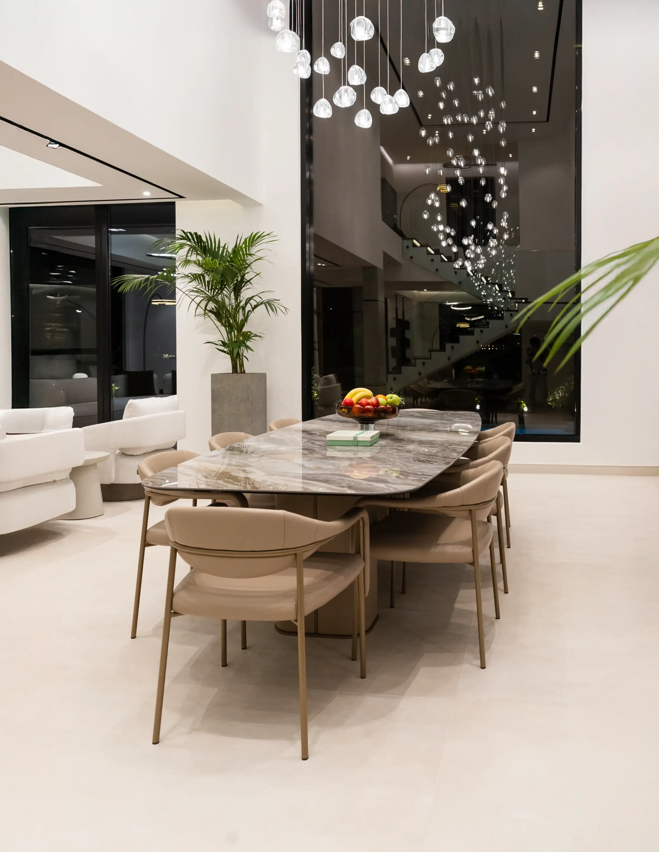 Jumeirah Islands Villa Furnished with Premium Italian Design - Gallery 13