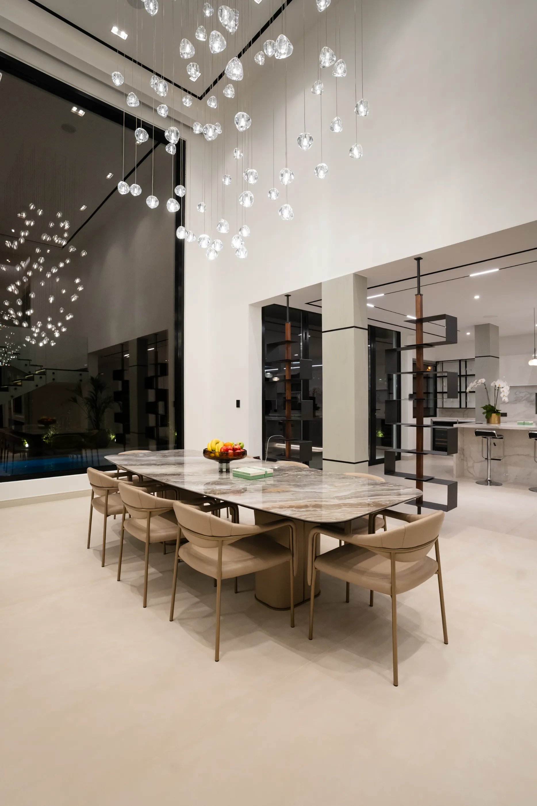 Jumeirah Islands Villa Furnished with Premium Italian Design - Gallery 11